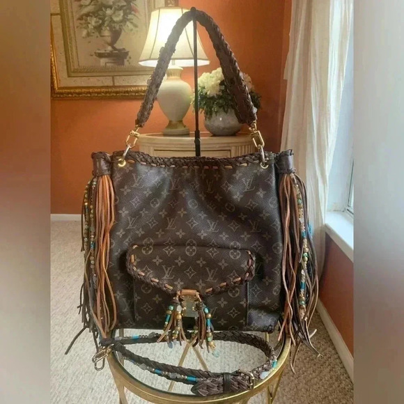 Louis Vuitton Métis - Picture 1 of 11